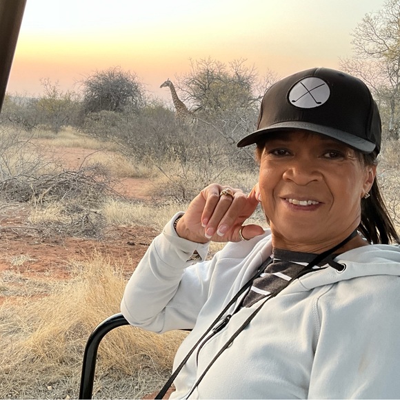 Meet the Posher Other - Meet your Posher, Debbie